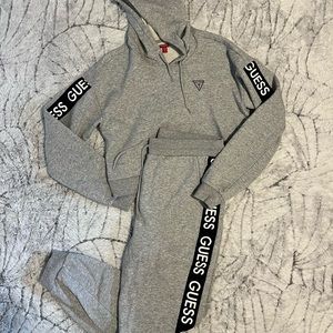 GUESS SWEAT SET